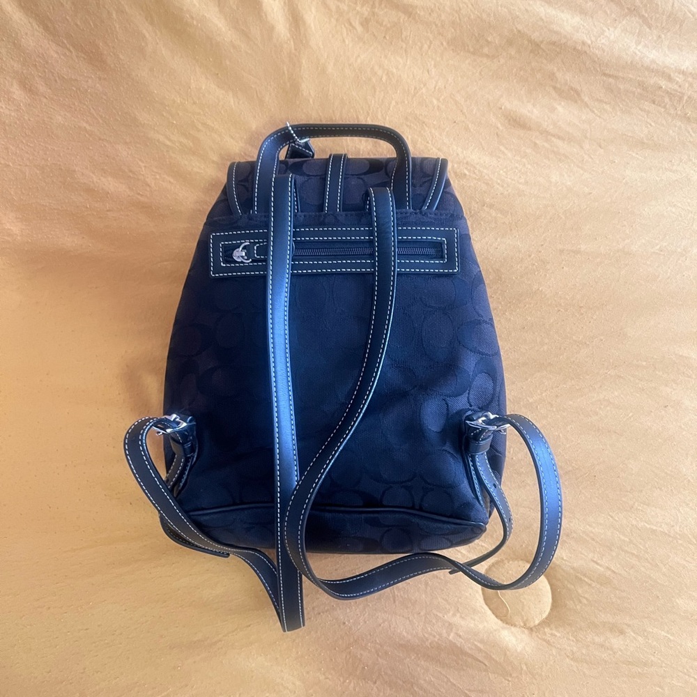 Coach back pack - Picture 12 of 13